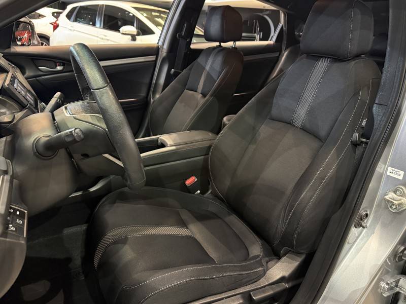 HONDA - CIVIC - 2020/2021 - Prata - R$ 125.000,00