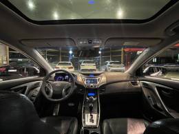 HYUNDAI - ELANTRA - 2012/2013 - Prata - R$ 64.800,00