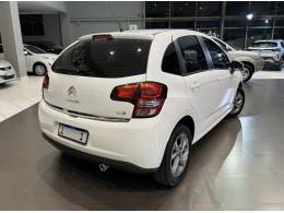 CITROËN - C3 - 2015/2016 - Branca - R$ 49.800,00