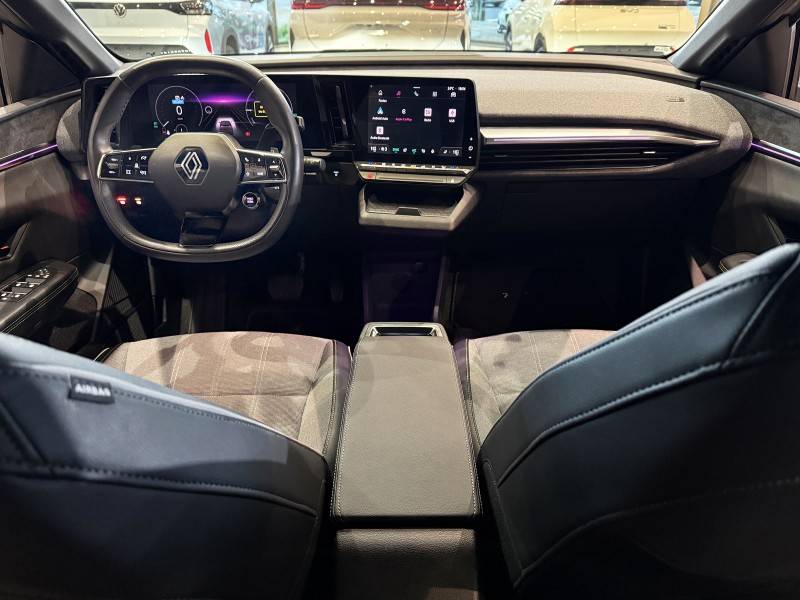 RENAULT - MÉGANE - 2023/2024 - Cinza - R$ 179.900,00