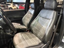 VOLKSWAGEN - SAVEIRO - 2017/2018 - Cinza - R$ 79.800,00