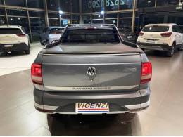 VOLKSWAGEN - SAVEIRO - 2017/2018 - Cinza - R$ 79.800,00