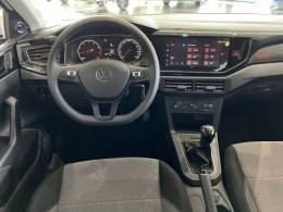 VOLKSWAGEN - POLO - 2024/2025 - Branca - R$ 86.900,00